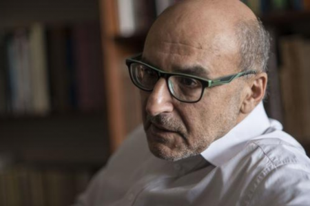 Historiador y catedrático Dr. Antonio Zapata dictó la conferencia titulada 