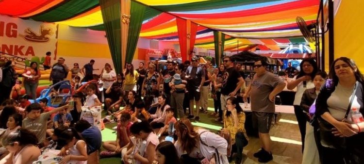 Fiesta Navideña de los niños y niñas